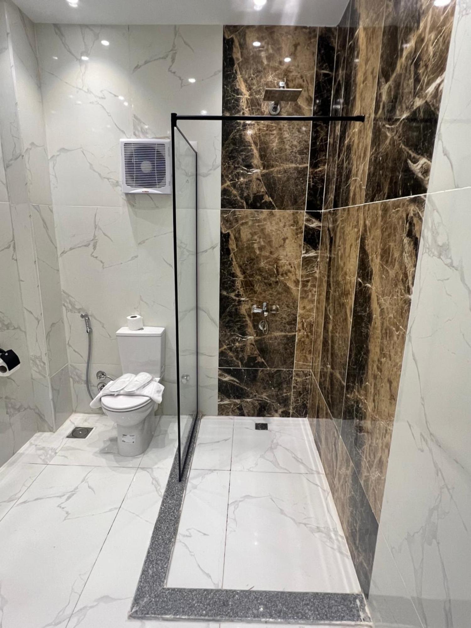 New Glamour Pyramids Hotel Kafret el-Gabal Extérieur photo